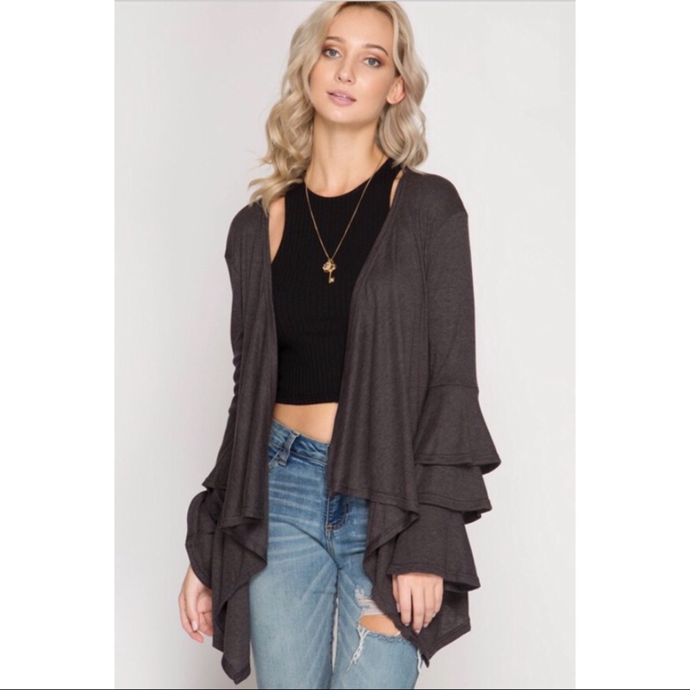 🐣🆕5⭐️Gorgeous Cardigan Sweater - Picture 3 of 5
